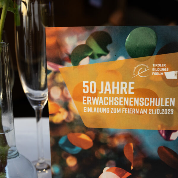 50 Jahre Erwachsenenschulen: Bildungs- und Begegnungsort in Tirols Gemeinden